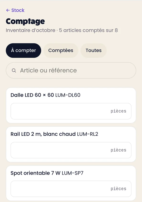 Le comptage d'un inventaire sur téléphone : les articles à compter, un champ de quantité pour chacun